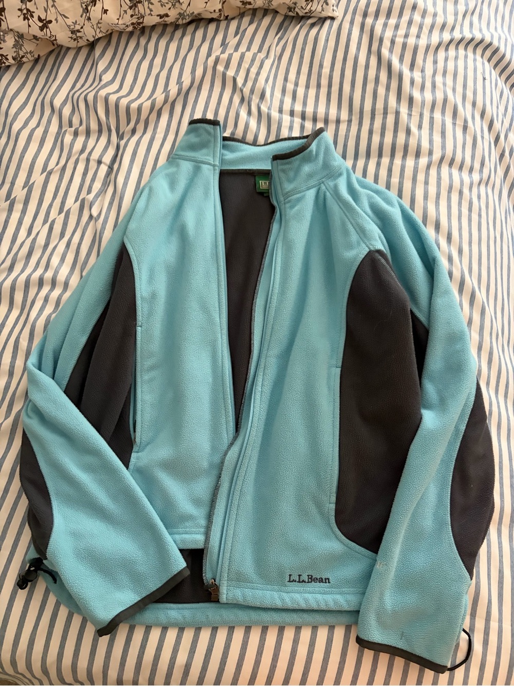 Vintage L.L.Bean Polartec Light Blue & Gray Fleece Jacket